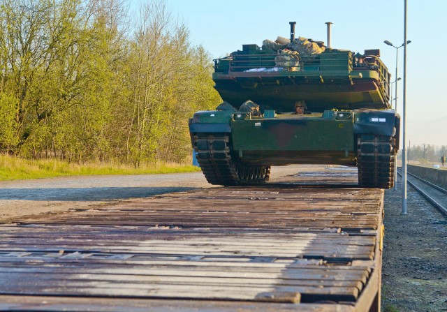 US tanks, bradleys back in Poland for Atlantic Resolve mission