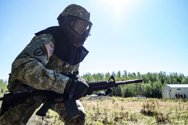 Alaska Army Guard Soldiers on the Move
