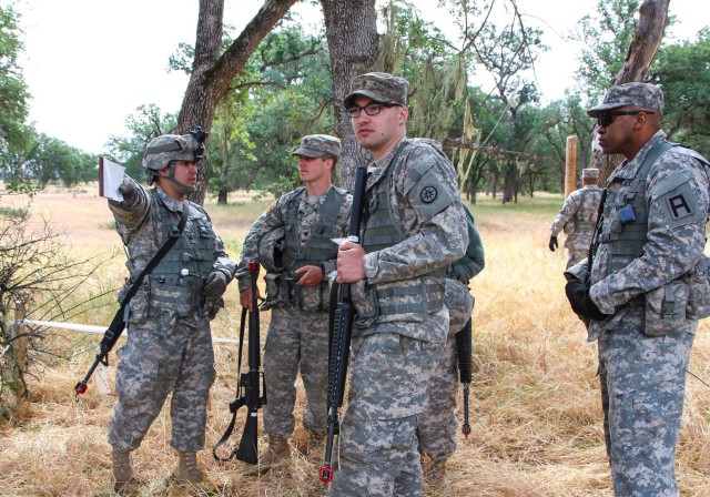 First Army's Observer Coach/Trainers support WAREX through partnership