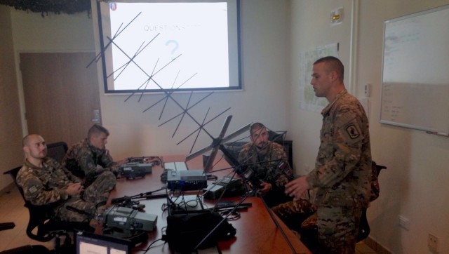 Sky Soldiers, Slovenians coinduct mutinational communications training