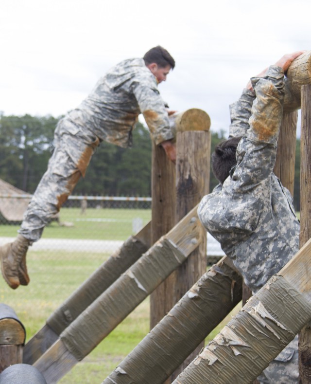 All American Week 2016 Best Squad Competition