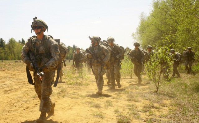 New York Soldiers hone air assault skills at Fort Drum