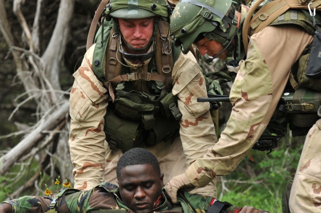 Dutch infantry sharpens air assault capabilities at Fort Hood