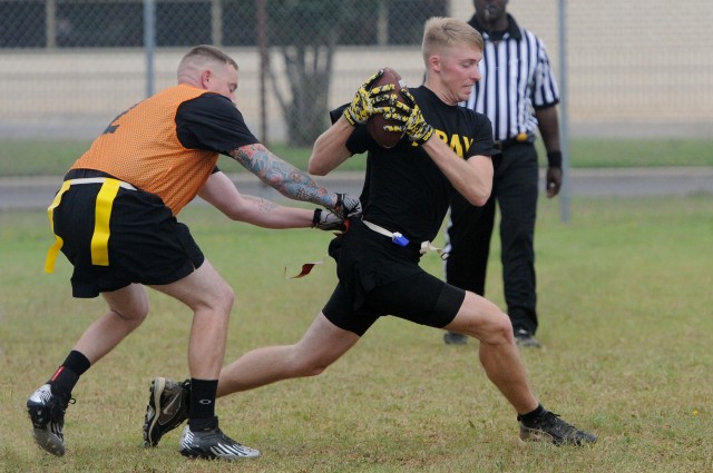 3rd Cav. Regt. participates in Brave Rifles Week before deployment