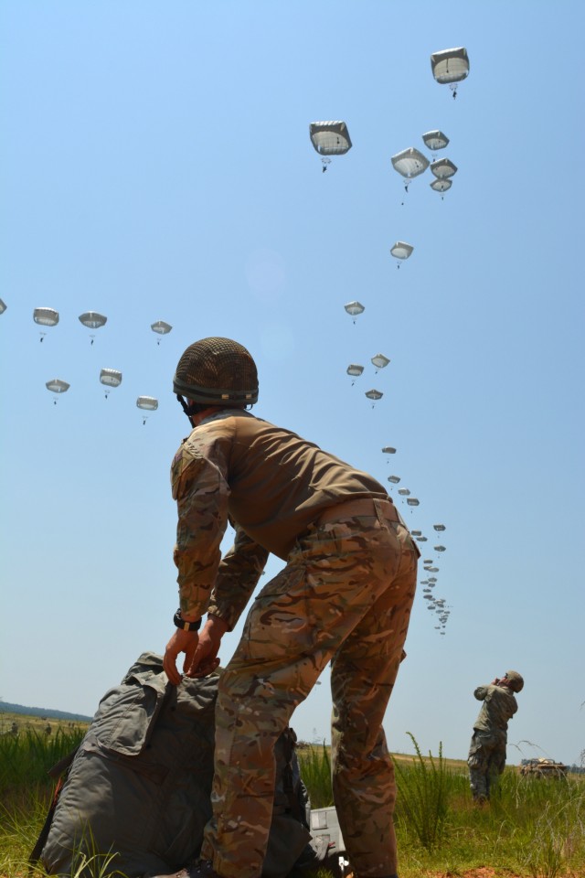 All American Week 2016 concludes with Airborne Review