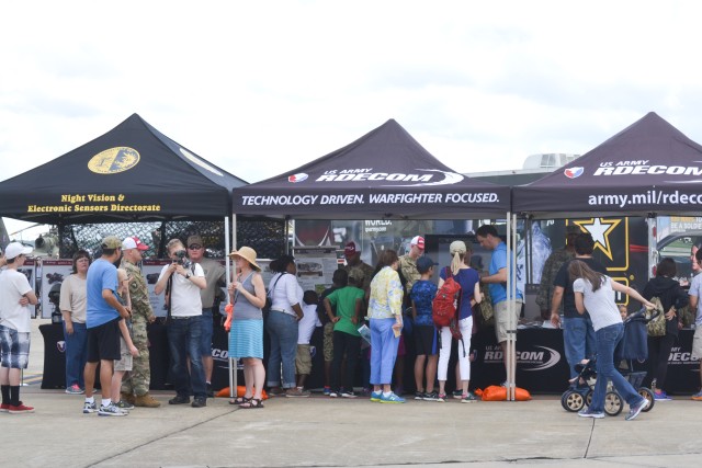 S.C. Air Expo crowd sees, touches latest Army technology