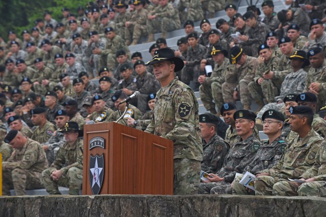 Us South Korean Soldiers Earn Coveted Expert Infantryman Badges 