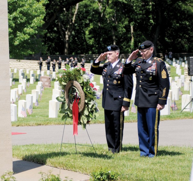 Fort Riley, Kansas, senior leadership pays tribute at Post Cemetery on Memorial Day