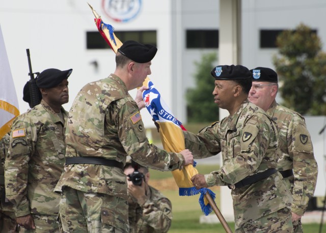 Maj. Gen. Stephen Farmen assumes command of USASAC