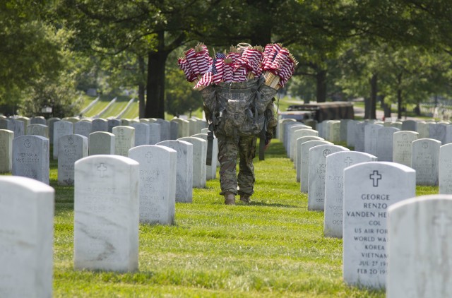 Flags-In: Soldiers pay tribute to the fallen