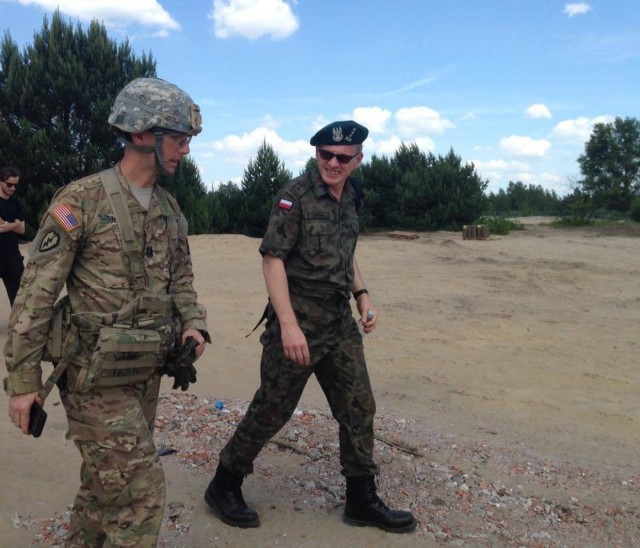 "Viper Medics" Meet with Polish and U.K. Partners in preparation for Airborne Jump