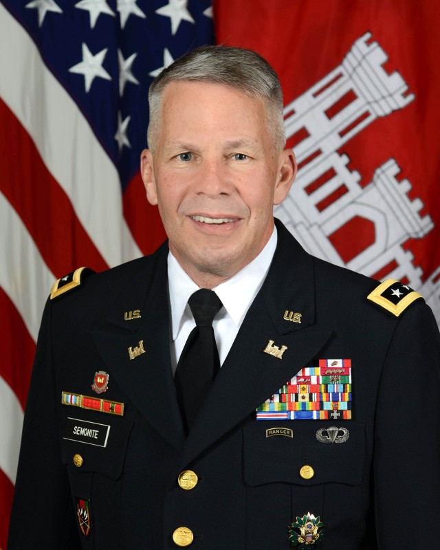 54th Chief of Engineers takes command
