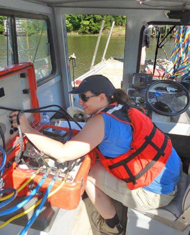 USACE Dive Team on a mission to protect federally threatened mussel
