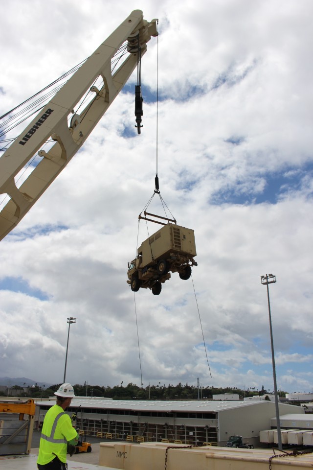 599th, triservice crew, load 25th ID cargo at PH