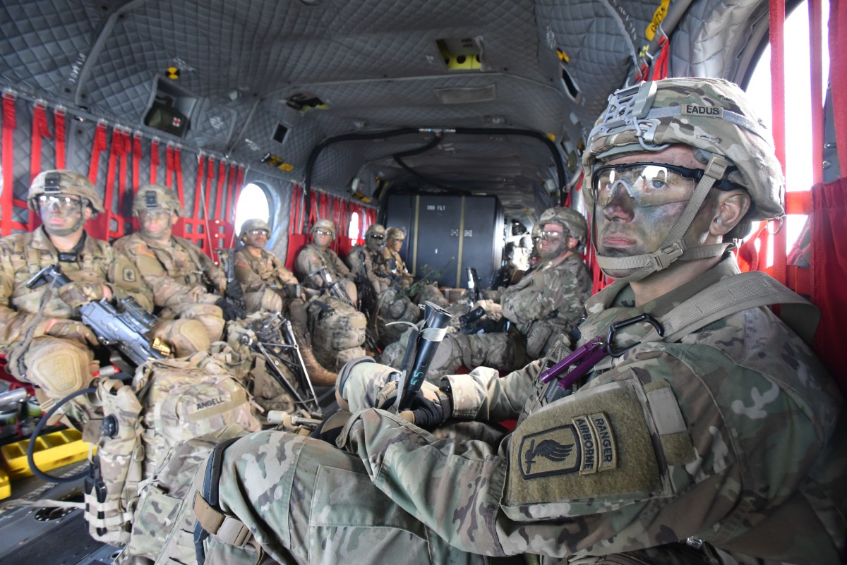 US, Polish Forces execute battalion air assault during Anakonda 16 ...