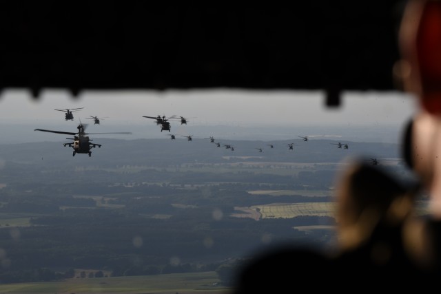 12th CAB and Polish Forces execute battalion air assault during Anakonda 16