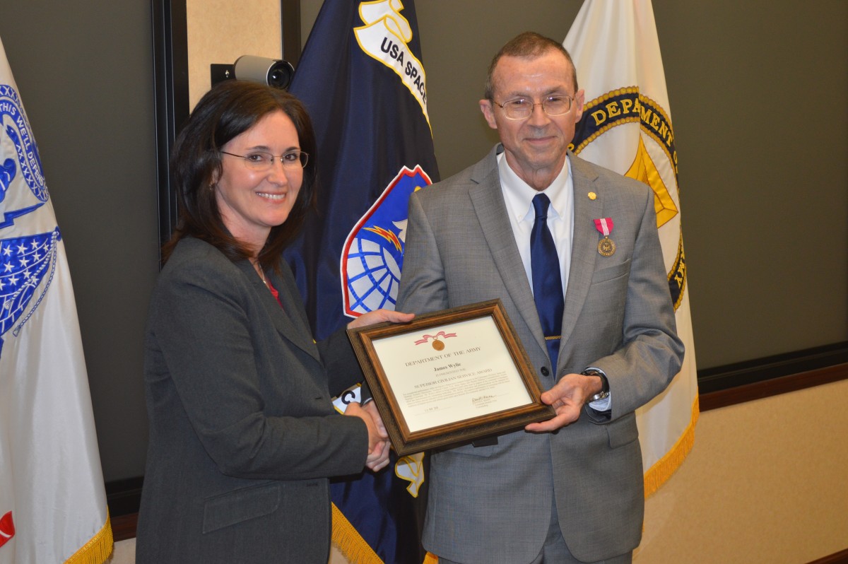 SMDC Cyberspace Division chief retires after 30 years of service ...