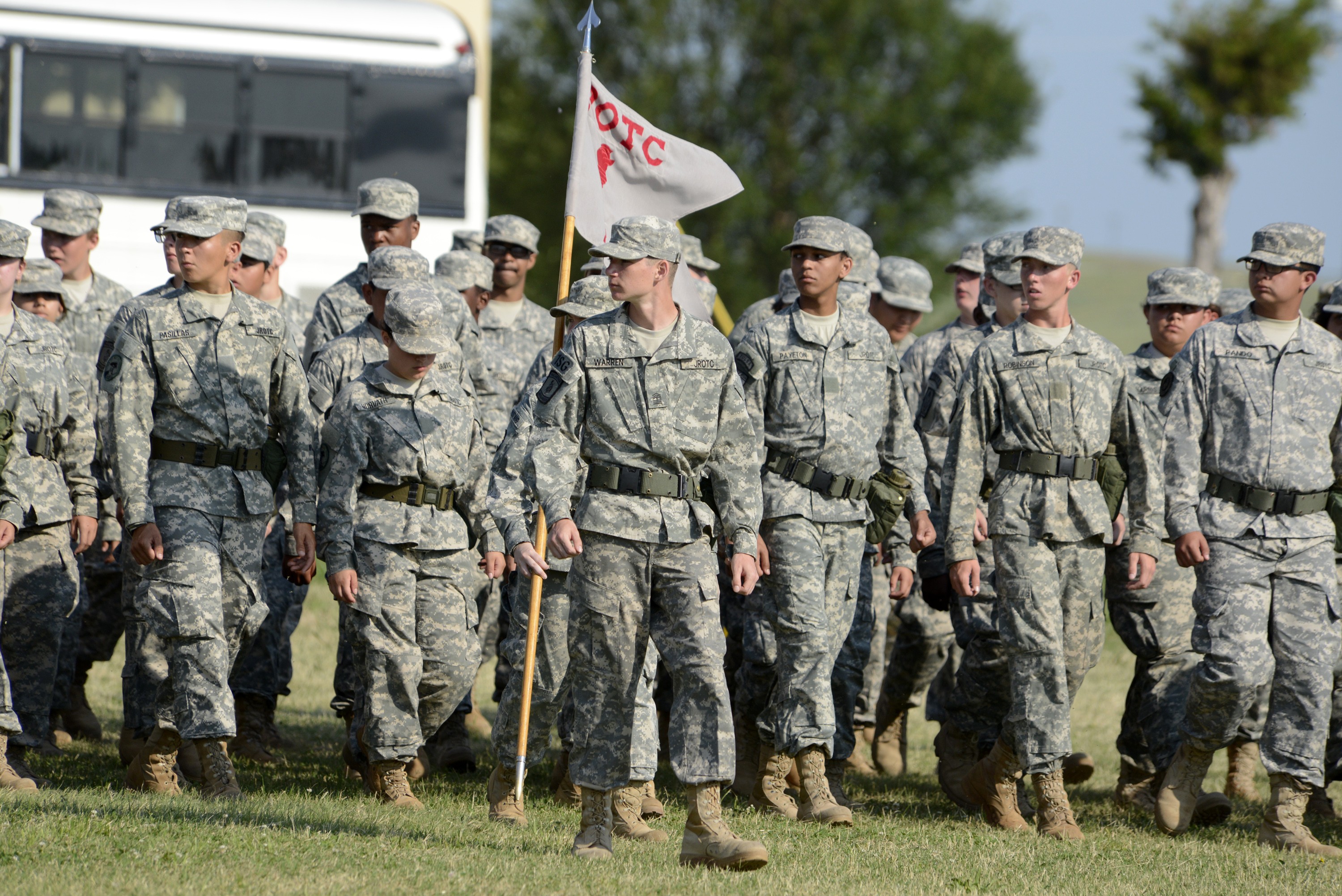 JROTC Cadets Get Lowdown On Leadership, Army | Article | The United ...