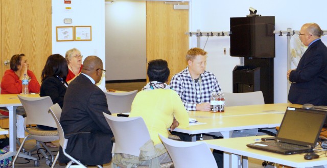 Army PEO C3T discusses career pathways with CECOM emerging leaders