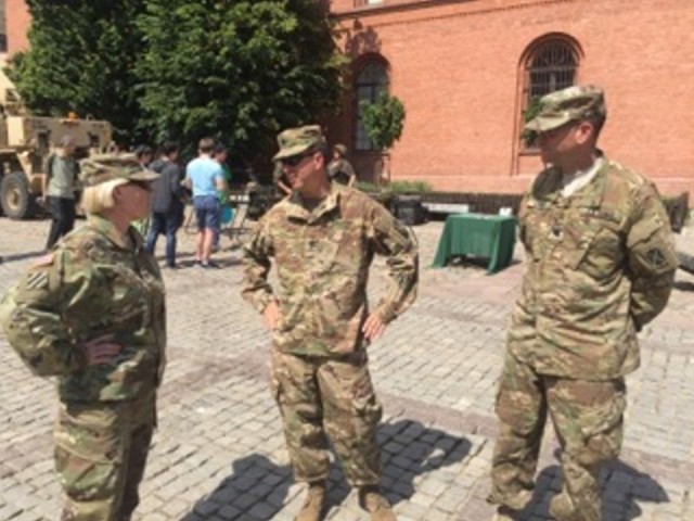 Talking Army in Torun