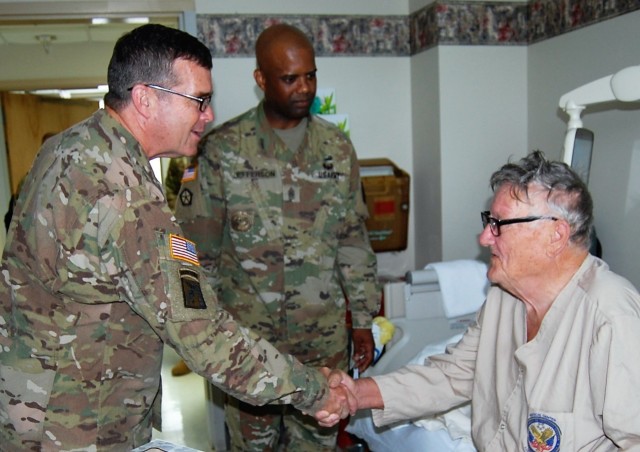 HRC visits Veterans on Army Birthday