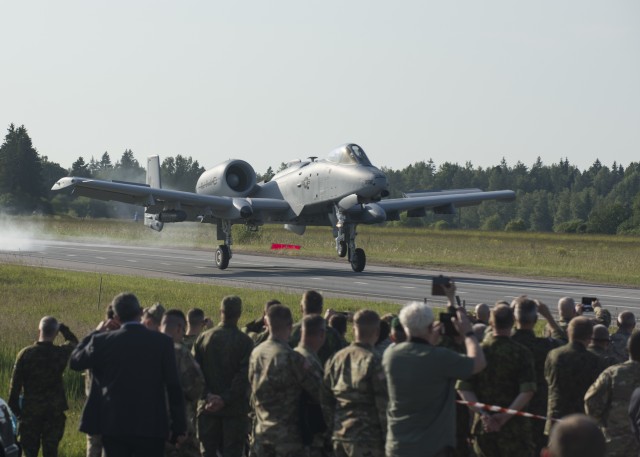 Air Ground Integration in Saber Strike