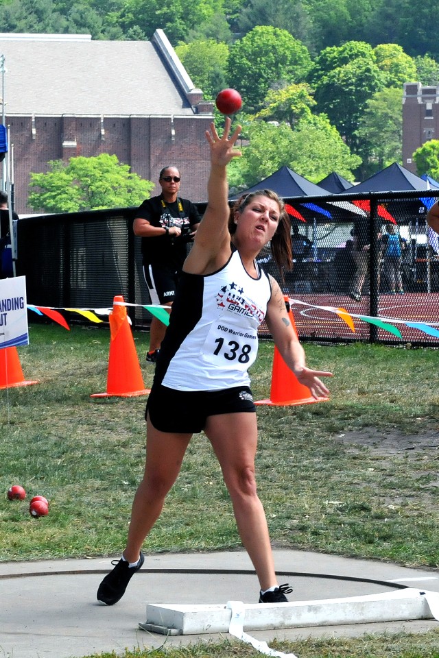 U.S. Army Reserve Soldiers compete in Warrior Games