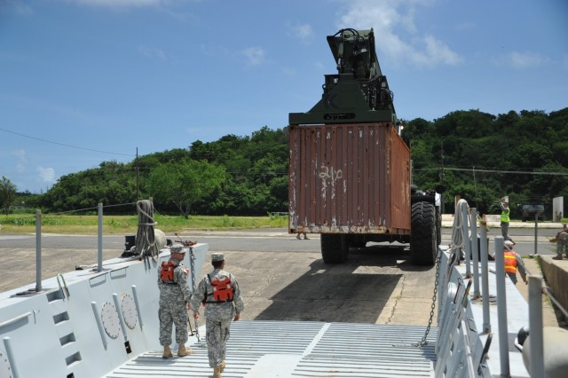 Army Reserve and Army National Guard Train Together