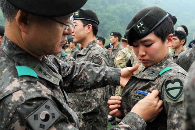 First female ROK Officer earns coveted U.S. Infantry Badge 