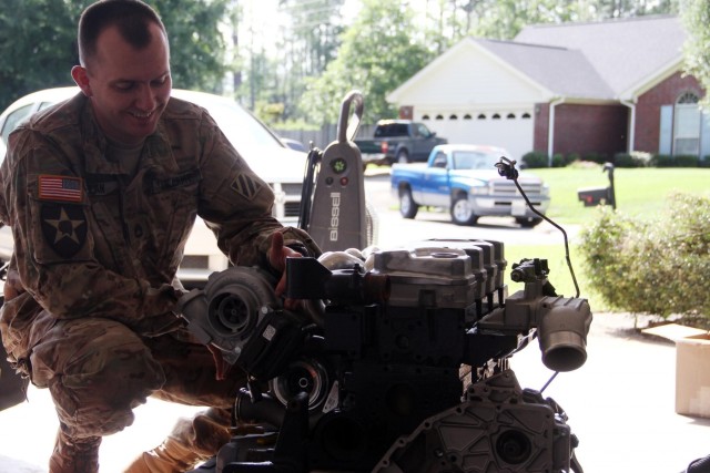 2nd IBCT Soldier turns hobby into business