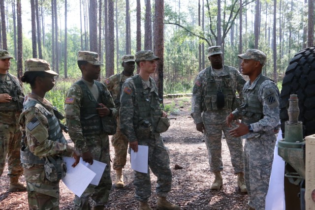 9th BEB Soldiers hone maneuvering skills