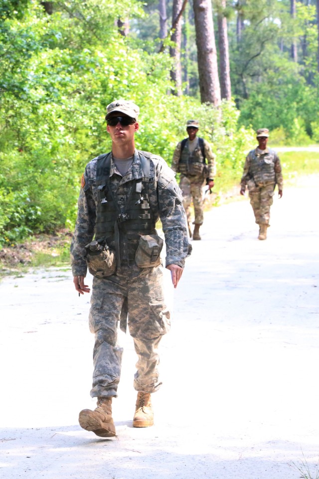 9th BEB Soldiers hone maneuvering skills