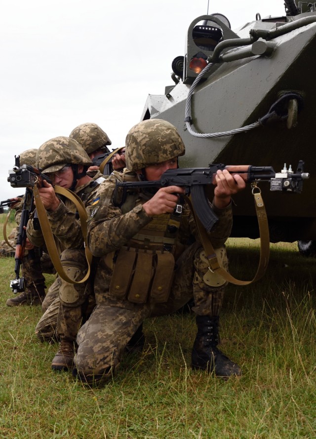 Movement to contact at Rapid Trident 16