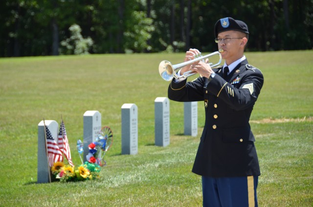 Fort Leonard Wood community attends Vietnam veteran's funeral, becomes extended Family