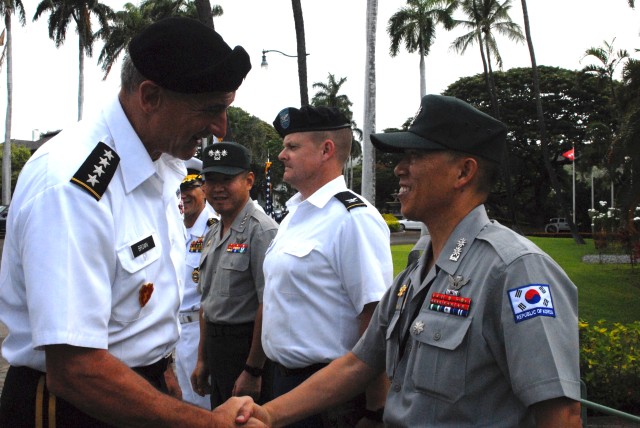 Commanding Generals of USARPAC and 2nd OC ROKA meet