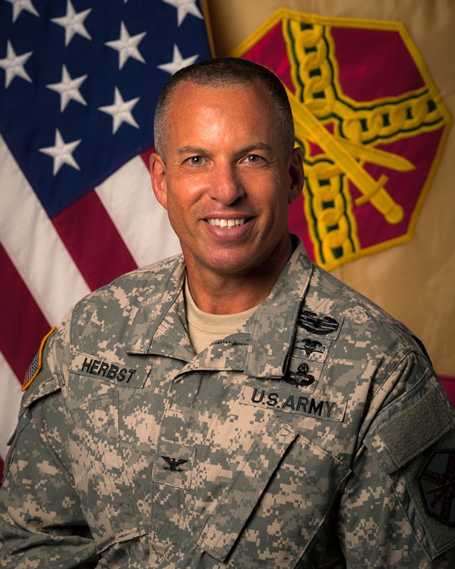 U.S. Army Garrison Fort Leonard Wood commander bids farewell