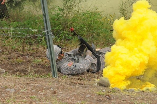Ten Madigan Soldiers earn EFMB