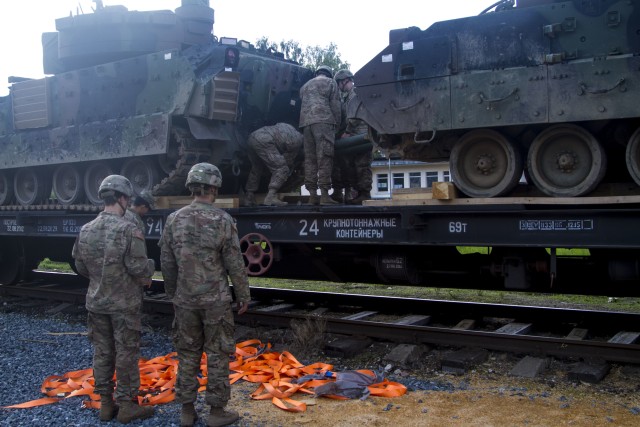 U.S. Soldiers, Latvians work transportation for Atlantic Resolve