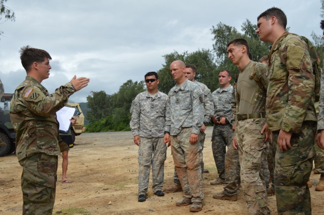 'Raiders' hone skills with helocast into Pacific