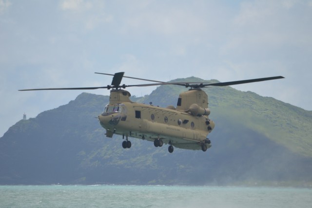 'Raiders' hone skills with helocast into Pacific