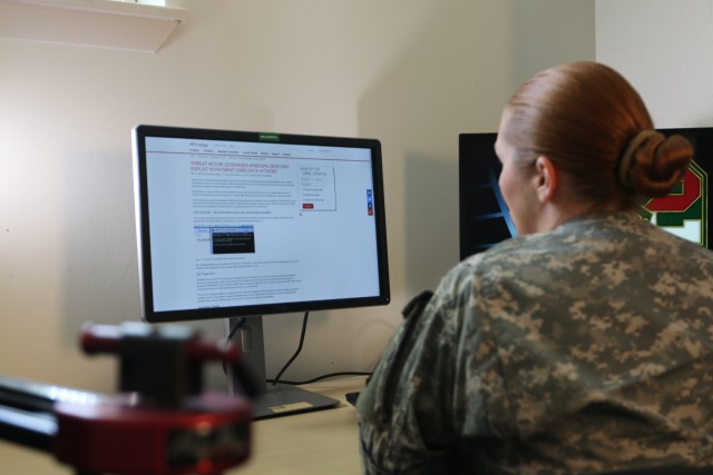 Soldier gains critical cyber career skills in the Army Reserve