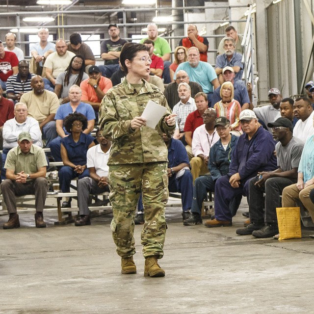 Kidd reminds employees of their value in town halls
