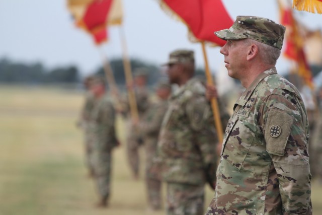 Largest Army Reserve command in Texas says farewell to Commanding General