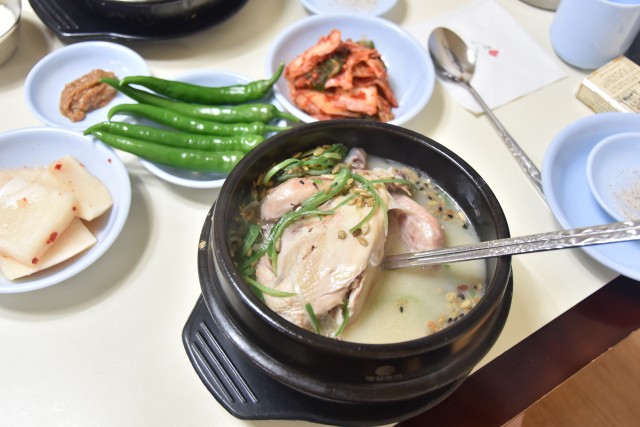 "Fight fire with fire" this summer with samgyetang!