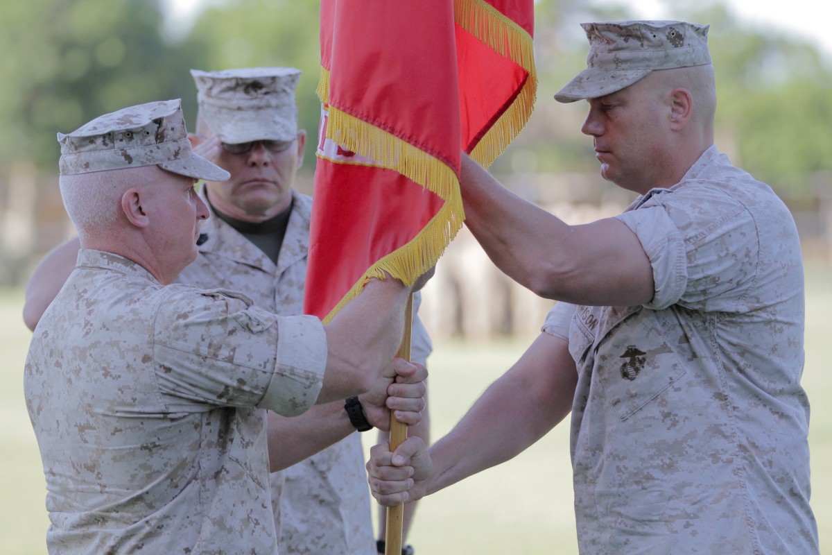 Marine artillery detachment welcomes new commander | Article | The ...