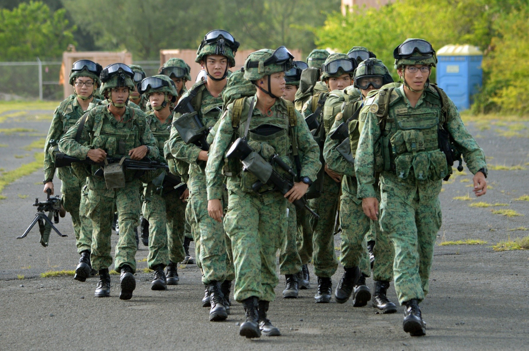 US, Singapore troops takeoff for Tiger Balm 16 | Article | The United  States Army