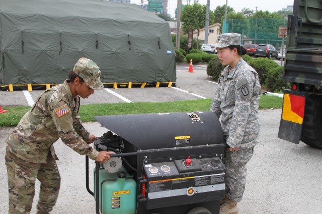 121st Combat Support Hospital conducts biological training exercise