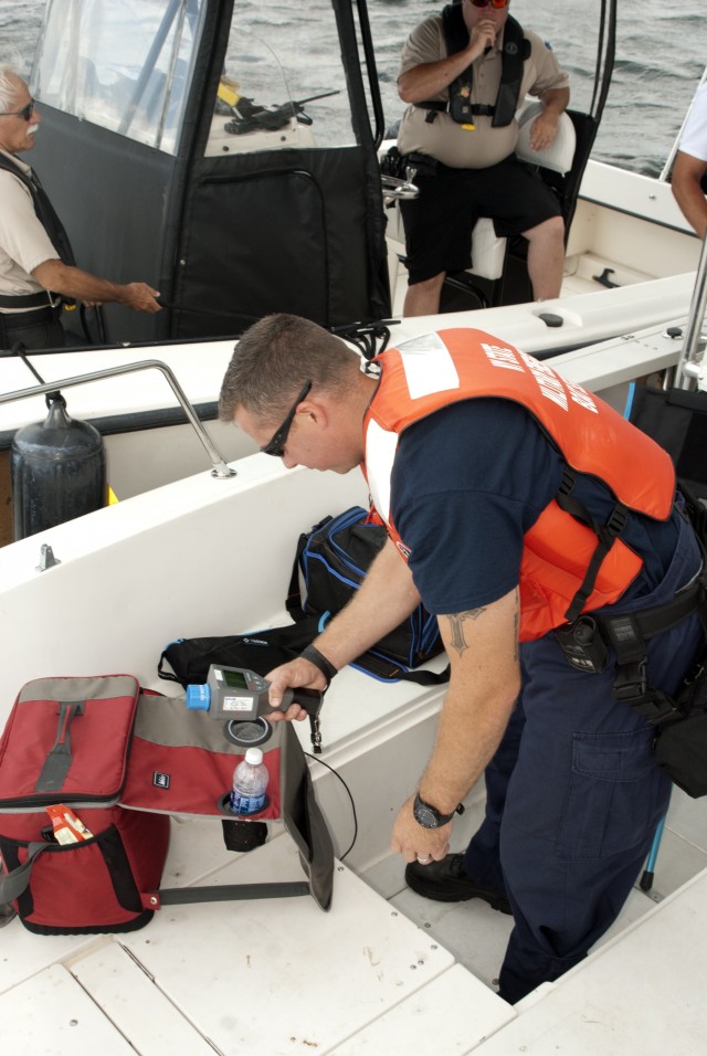 New York National Guard Civil Support Team Soldiers team up with Naval Militia