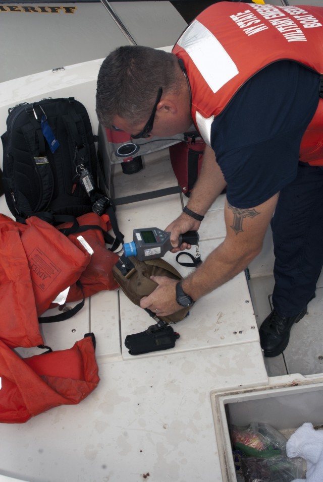 New York National Guard Civil Support Team Soldiers team up with Naval Militia