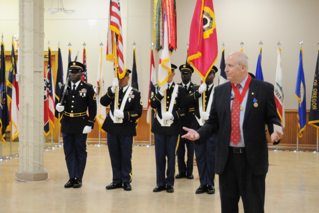 Senior Executive Service leader retires